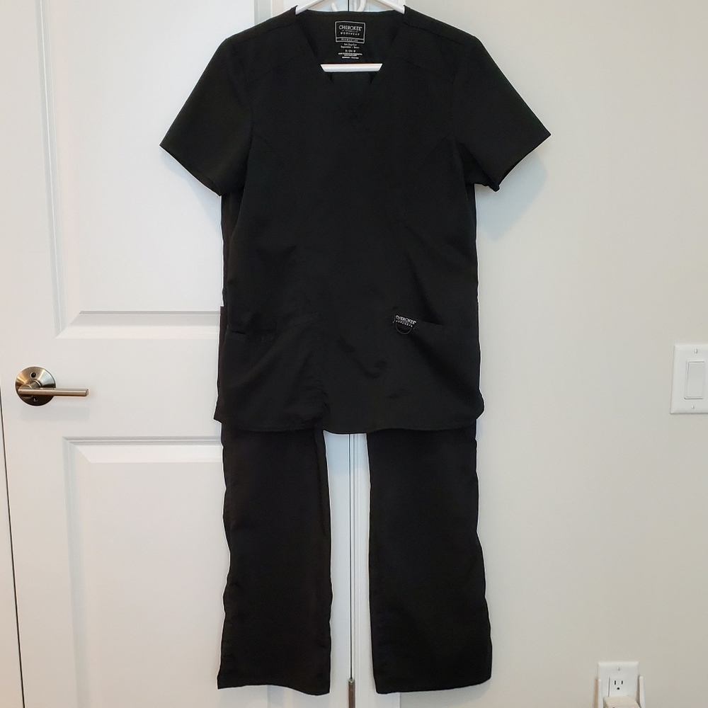 5 sets of black Cherokee Shrubs size small